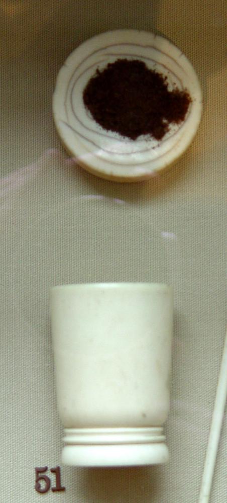 图片[2]-snuff-funnel; snuff-saucer; snuff-spoon BM-1992-1114.1-3-China Archive