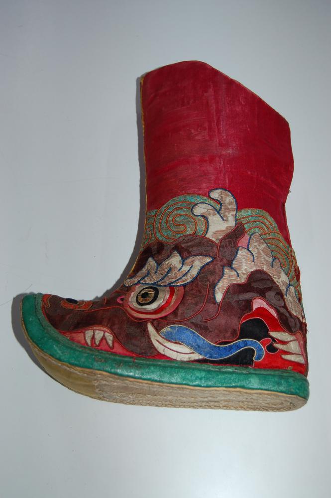 图片[4]-boot(a pair); religious/ritual equipment BM-As1905-0518.53.a-b-China Archive