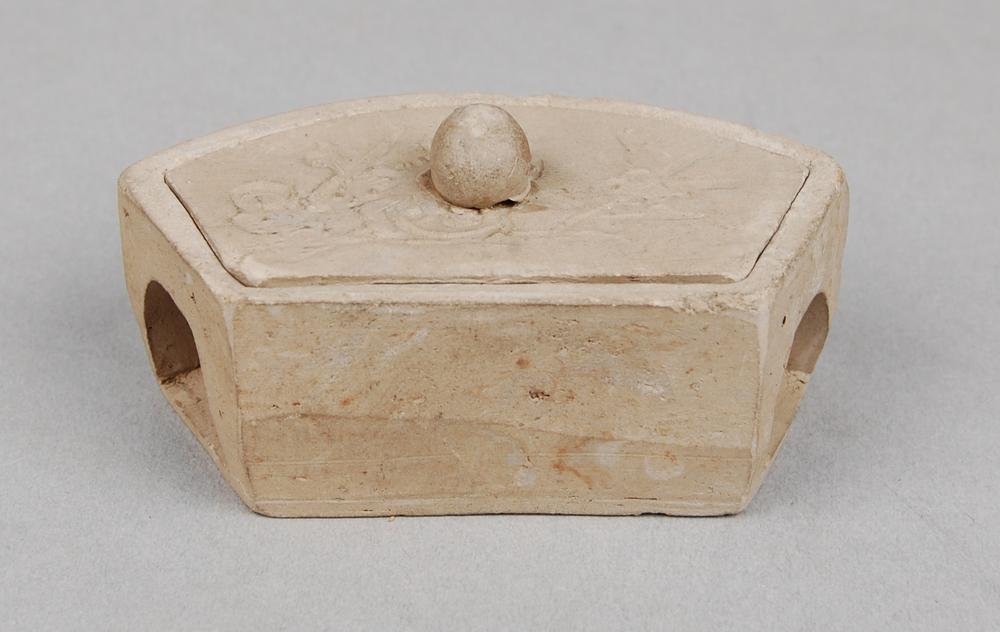 图片[1]-vessel; cricket-cage(?); lid BM-As1896-0319.4.c-d-China Archive