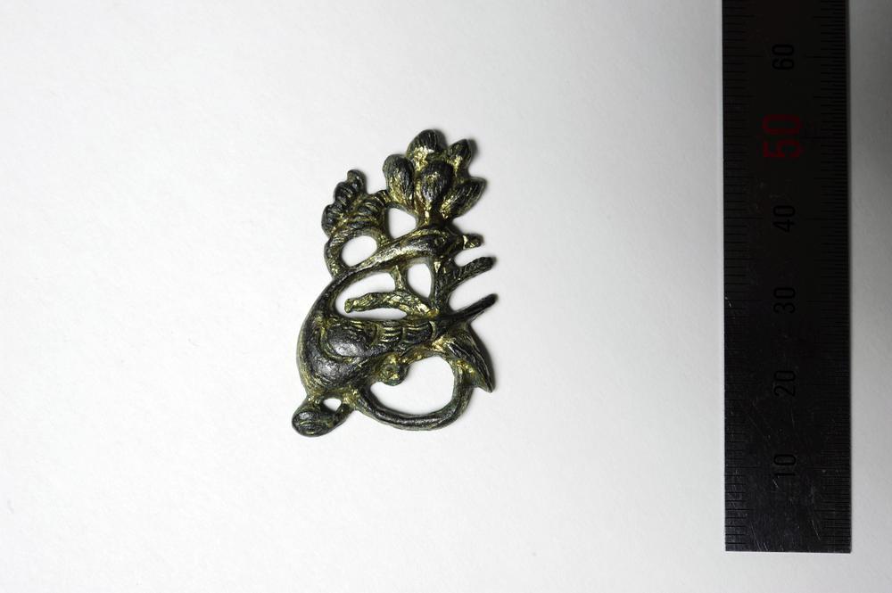 图片[2]-ornament(금동화조문투각장식金銅花鳥文透刻裝飾); plaque BM-1945-1017.225-China Archive