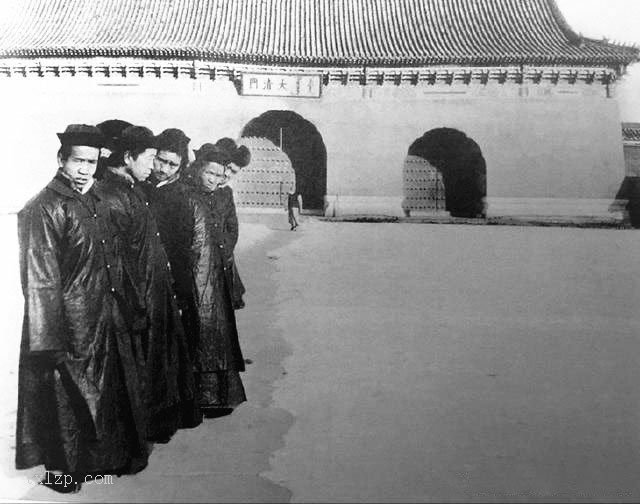 图片[1]-Old photos of the whole process of the 1908 Puyi’s accession to the throne ceremony-China Archive