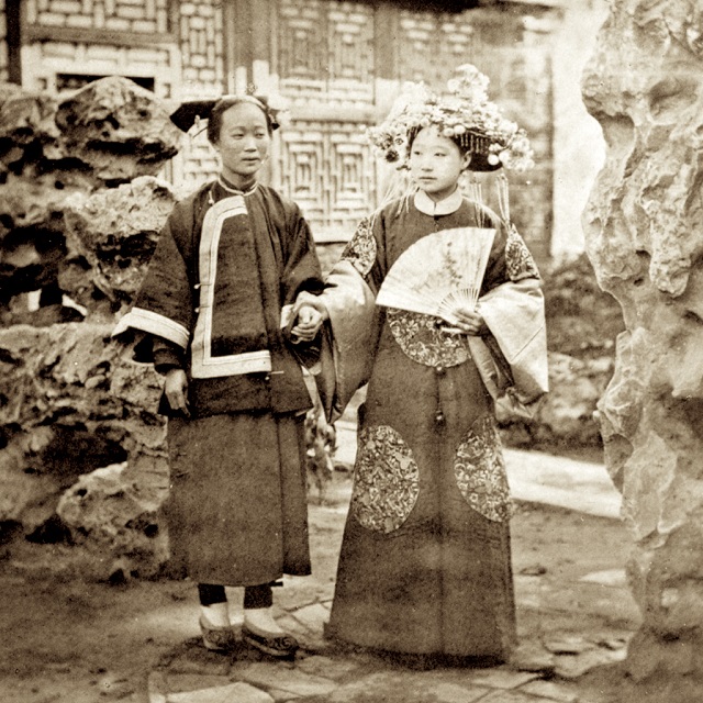 图片[2]-Old photos of purdah women in the late Qing Dynasty-China Archive