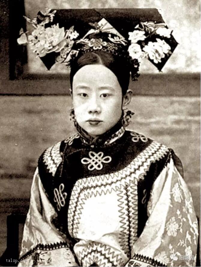 图片[7]-Old photos | Real photos of official women in the late Qing Dynasty-China Archive