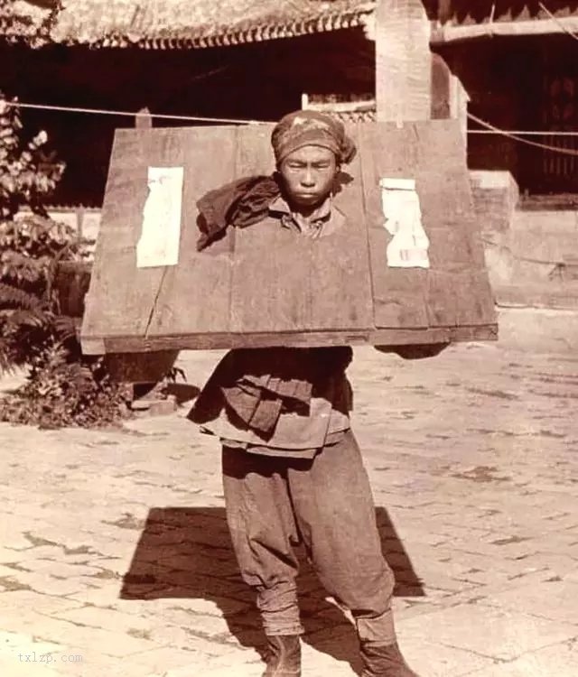 图片[2]-Old photos of prisoners in the late Qing Dynasty. The violent punishment is shocking-China Archive