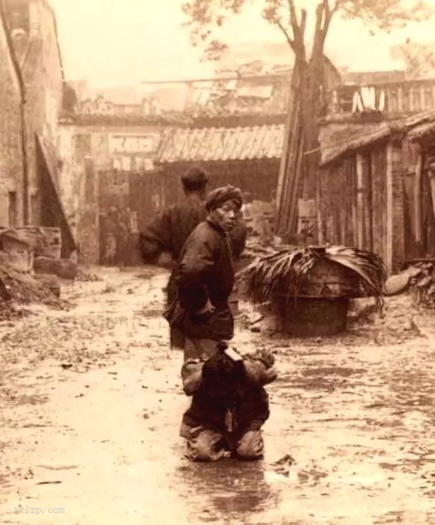 图片[6]-Old photos of prisoners in the late Qing Dynasty. The violent punishment is shocking-China Archive