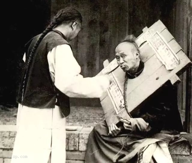 图片[16]-Old photos of prisoners in the late Qing Dynasty. The violent punishment is shocking-China Archive