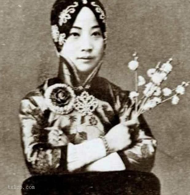 图片[7]-Old photos of brothel women in the late Qing Dynasty-China Archive