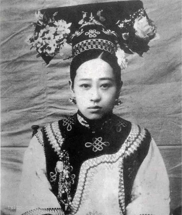图片[8]-Old photos | Photos of rich women in the late Qing Dynasty-China Archive