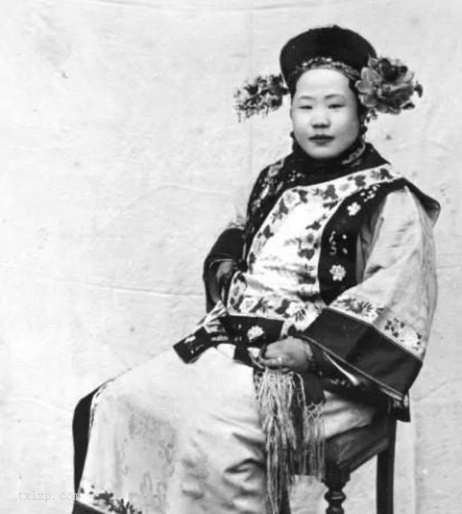 图片[7]-Old photos | Photos of rich women in the late Qing Dynasty-China Archive
