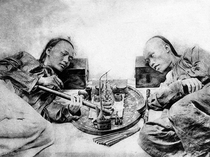 图片[5]-True old photos of Chinese people smoking opium in the late Qing Dynasty-China Archive