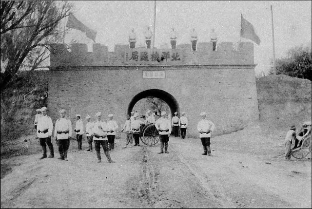 图片[2]-The first generation of Dahongqiao Jinhua Bridge and Drum Tower seen in the old photos of Tianjin in 1900-China Archive