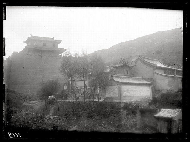 Look at the Yanmen Pass, the first pass in China a hundred years ago, in the old photo of Xinzhou, Shanxi in 1907-China Archive