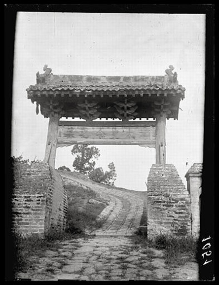 图片[9]-The old photo of Hancheng County, Shaanxi in 1907 is a desolate tomb of Sima Qian-China Archive