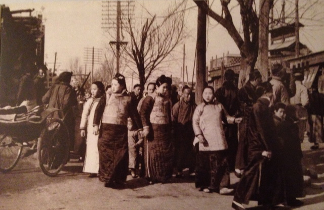 图片[1]-Real life shot of Beijing people in the late Qing Dynasty-China Archive