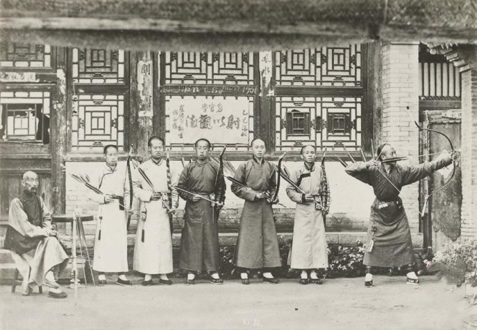 图片[7]-A group of authentic old photos of the Qing Dynasty. Figure 9 shows the wedding photo of Zeng Guofan’s daughter-China Archive