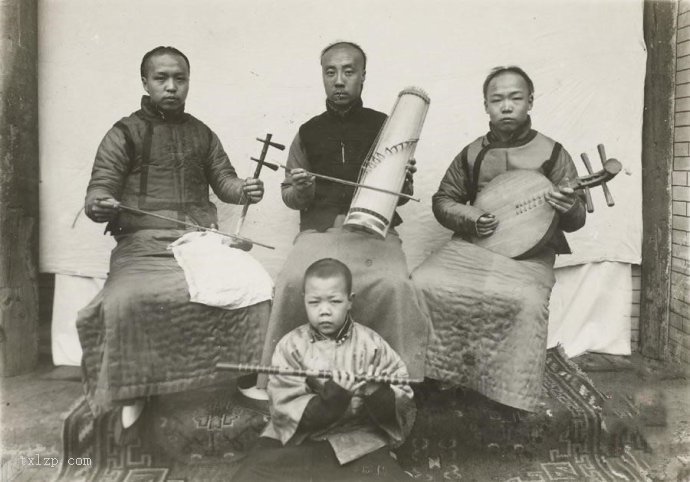 图片[2]-A group of authentic old photos of the Qing Dynasty. Figure 9 shows the wedding photo of Zeng Guofan’s daughter-China Archive