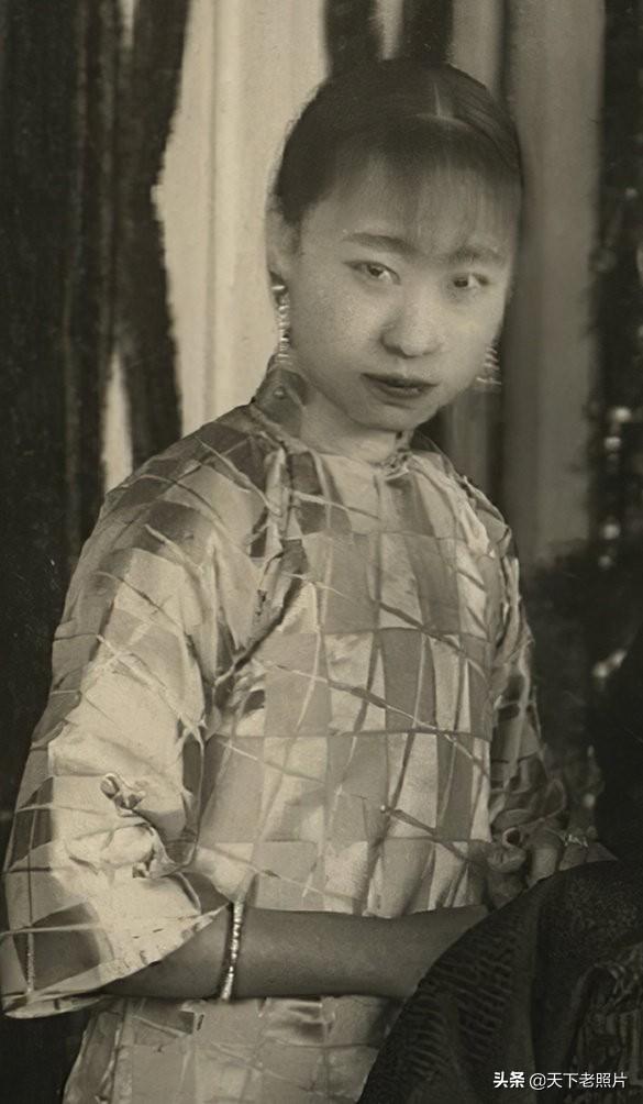 图片[9]-A group photo of the late emperor Pu Yi and his nine siblings in the 1920s-China Archive