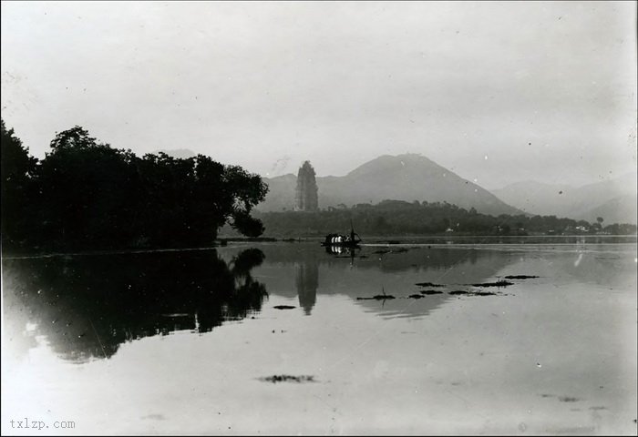 图片[3]-An old photo of Leifeng Pagoda in Hangzhou, Zhejiang, 1914-China Archive