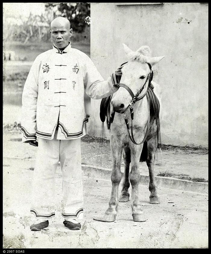 图片[3]-In 1913, the old picture of the groom of Nanning Customs in Guangxi was taken by He Zhilan-China Archive