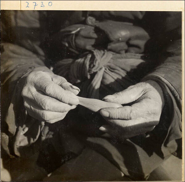 图片[1]-Old photos of sugar blowers in Peiping in the 1930s-China Archive