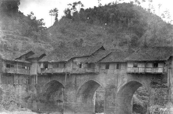 图片[1]-In 1933, the scenery and portrait of the ancient city of Phoenix in Hunan-China Archive