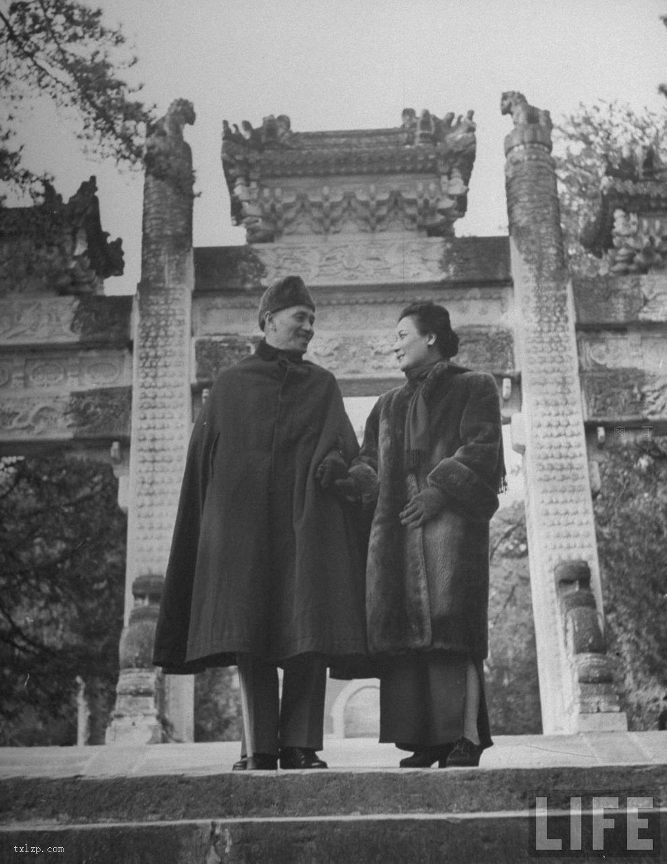 图片[22]-Group photos of Chiang Kai shek and Song Meiling’s visit to Peiping in December 1945-China Archive