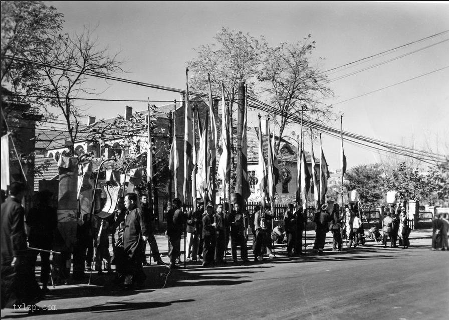 图片[4]-Old Photos of Qingdao Street Scenes in 1946 (Part 1)-China Archive