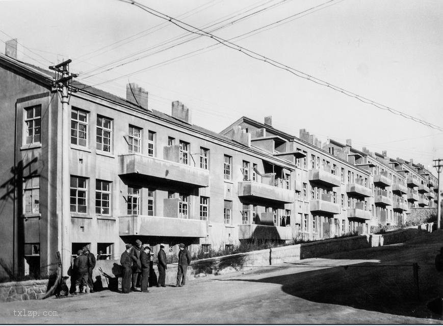 图片[2]-Old Photos of Qingdao Street Scenes in 1946 (Part 2)-China Archive