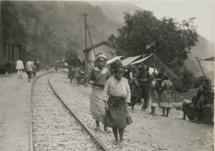 图片[1]-Scene photo of the bustling Honghe area in Yunnan in 1928-China Archive