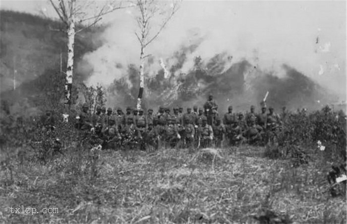 图片[5]-The Japanese aggressors who are besieging and suppressing the Northeast Anti Japanese Army soldiers took photos-China Archive