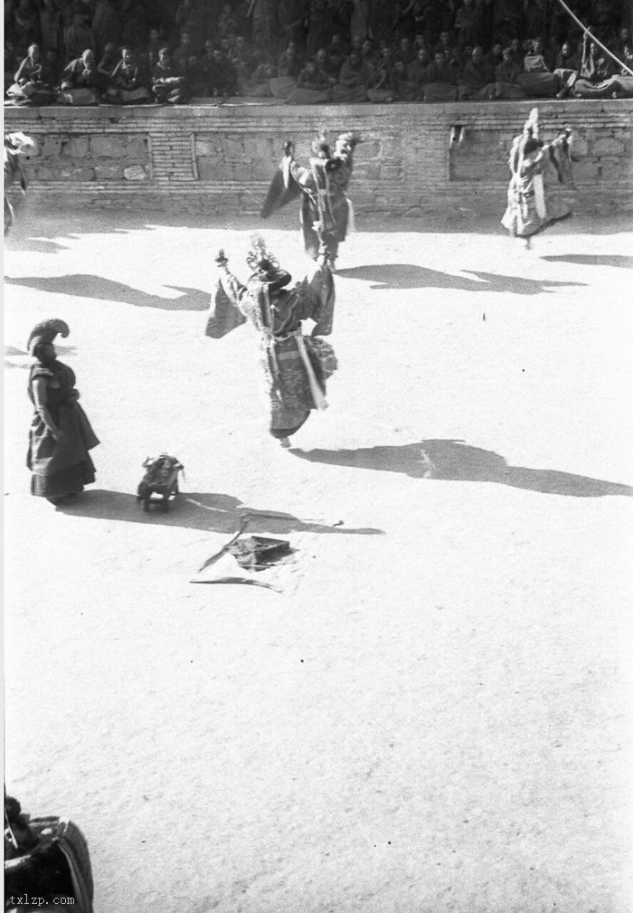 图片[10]-Picture of Lama’s Sacrificial Ceremony in Labrang Temple, Xiahe, Gansu in 1932-China Archive