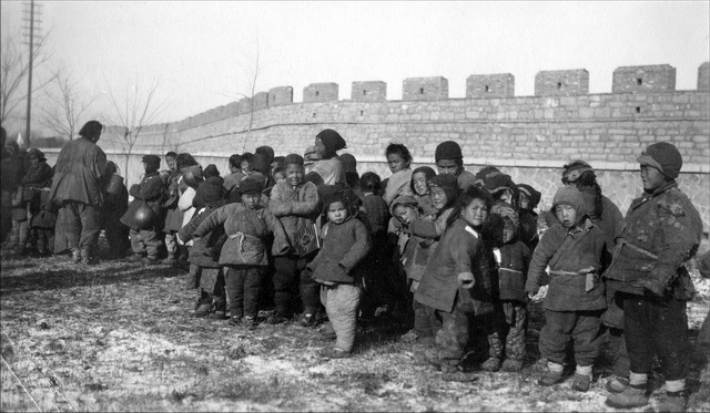 图片[2]-The tragic scene of Shandong’s great famine reappeared in the old photos of Jinan in 1927-China Archive