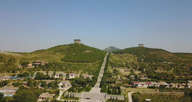 图片[2]-The old photo of Qianling Tomb in Xianyang, Shaanxi in 1914, taken by Xie Gelan-China Archive