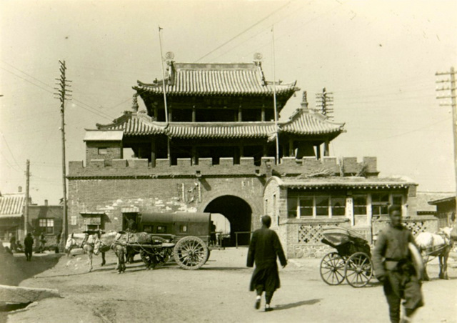 图片[1]-1935 Old photo of Yixian County, Liaoning Image of Fengguo Temple and Drum Tower 85 years ago-China Archive