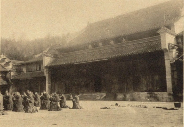 图片[1]-The old photo of Jurong, Jiangsu in 1906 The beautiful scenery of Maoshan Temple buildings a hundred years ago-China Archive