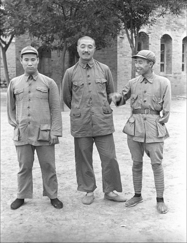 图片[1]-Old photos of He Long from 1937-1944 in Yan’an period-China Archive