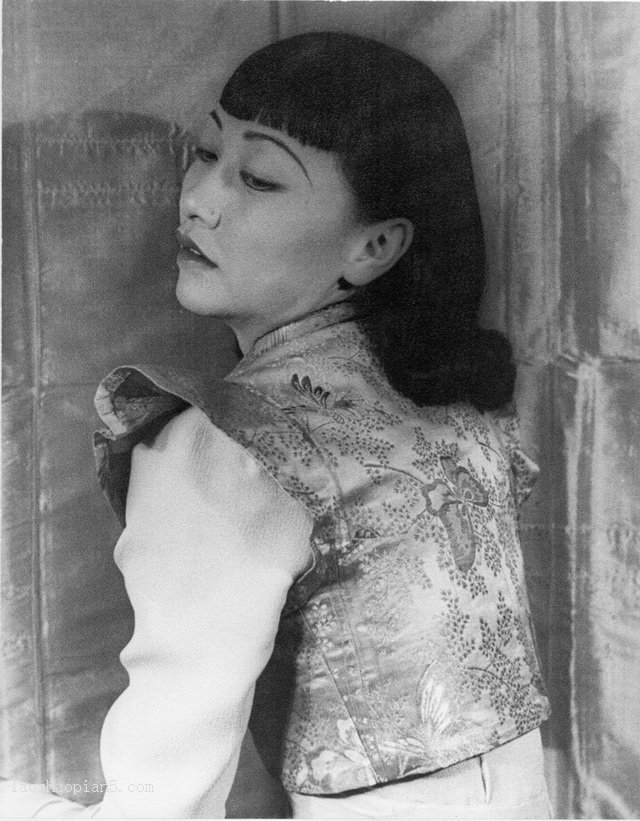 图片[14]-Bright and beautiful photos of Huang Liushuang, a famous actress during the Republic of China (3)-China Archive