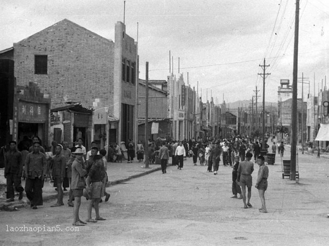 图片[2]-The old photos taken on the streets of Ganzhou, Jiangxi in 1942-China Archive