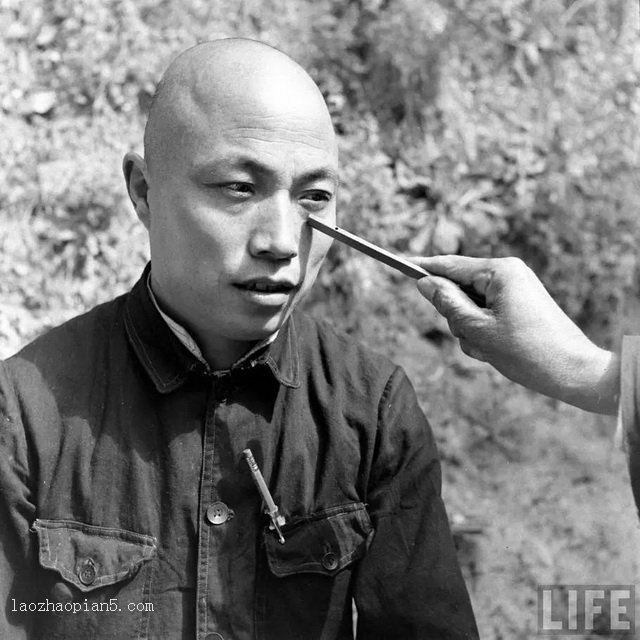 图片[23]-Picture taken on the spot of a fortune teller in Lintong, Shaanxi in 1947-China Archive