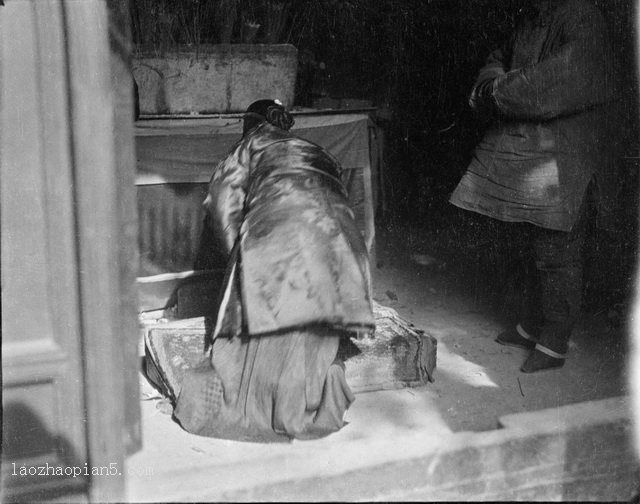 图片[9]-Old photos of Baoding, Hebei, 1919 Images of Baoding people praying for blessings and burning incense a hundred years ago-China Archive