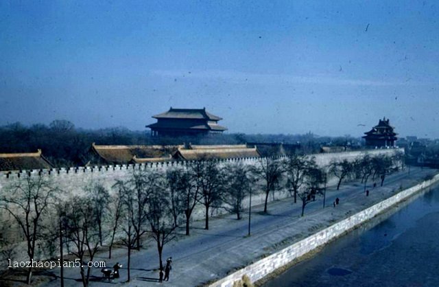 图片[2]-Do these buildings still exist according to the old color photos of Beijing in 1945?-China Archive