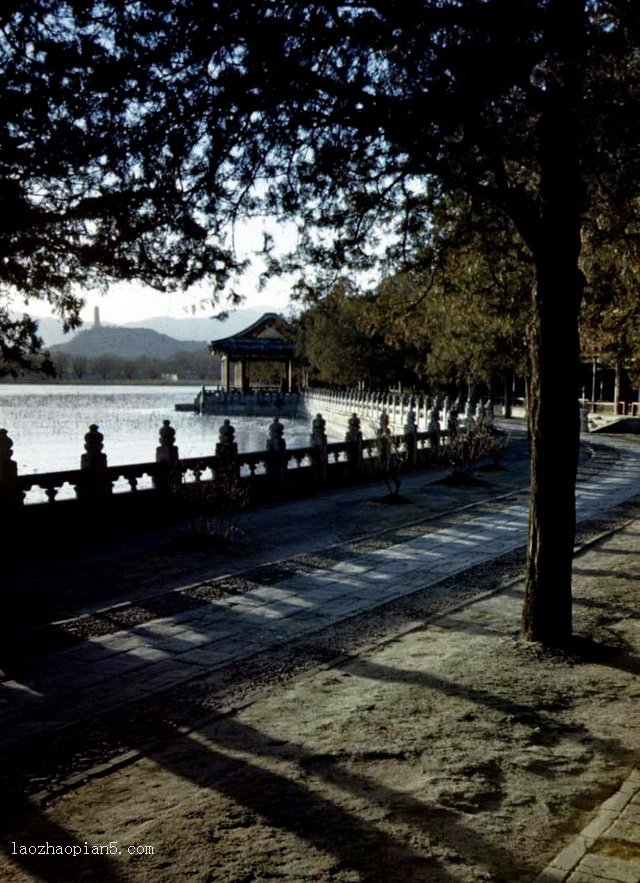 图片[4]-Do these buildings still exist according to the old color photos of Beijing in 1945?-China Archive