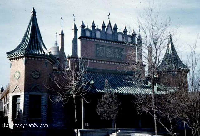 图片[8]-Do these buildings still exist according to the old color photos of Beijing in 1945?-China Archive