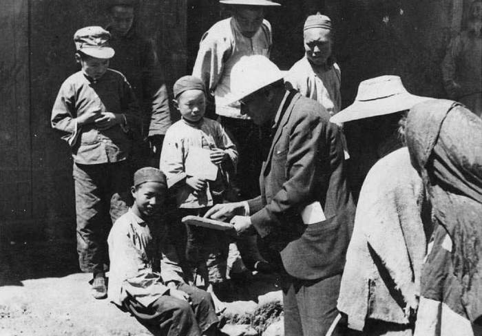 图片[7]-The old photo of Xining, Qinghai in 1933. The urban style and people’s life in northwest China 80 years ago-China Archive
