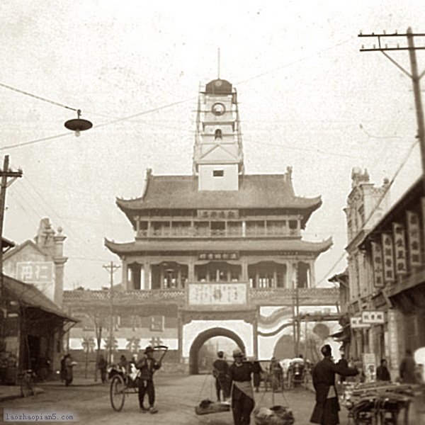 图片[1]-1939 Old photos of Drum Tower, Dragon Pavilion, Xiangguo Temple and Sihou Street in Kaifeng, Henan-China Archive