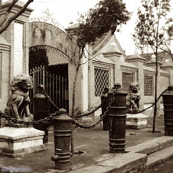 图片[11]-1939 Old photos of Drum Tower, Dragon Pavilion, Xiangguo Temple and Sihou Street in Kaifeng, Henan-China Archive