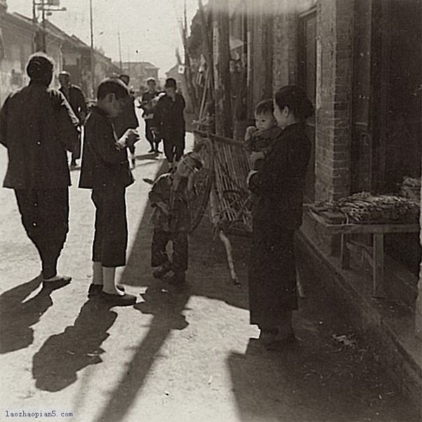 图片[18]-1939 Old photos of Drum Tower, Dragon Pavilion, Xiangguo Temple and Sihou Street in Kaifeng, Henan-China Archive