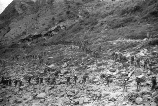 图片[1]-Old photos taken during the field training of new soldiers of the national army in Hubei in 1942-China Archive