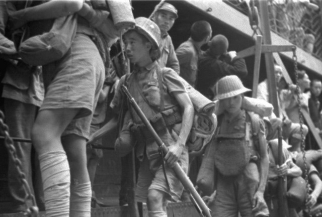 图片[19]-Old photos taken during the field training of new soldiers of the national army in Hubei in 1942-China Archive