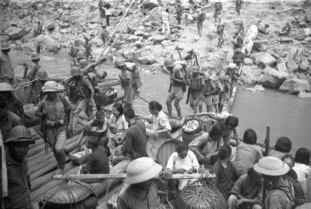 图片[21]-Old photos taken during the field training of new soldiers of the national army in Hubei in 1942-China Archive